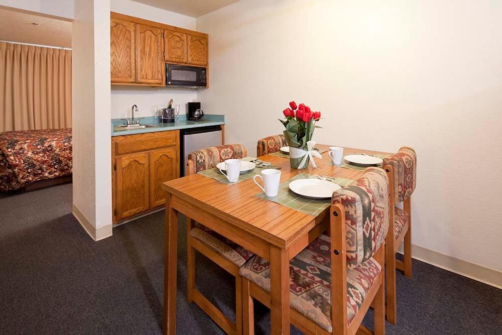 Lodge On The River Bullhead City Rom bilde